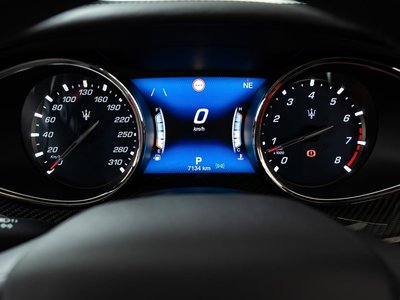 2018 Maserati QUATTROPORTE — фото 8