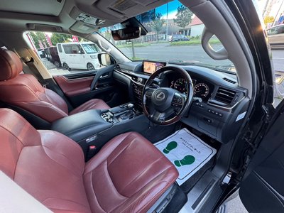 2016 Lexus LX 照片 19