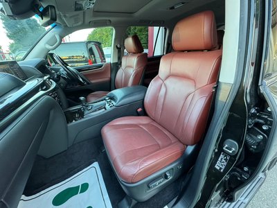 2016 Lexus LX 照片 29