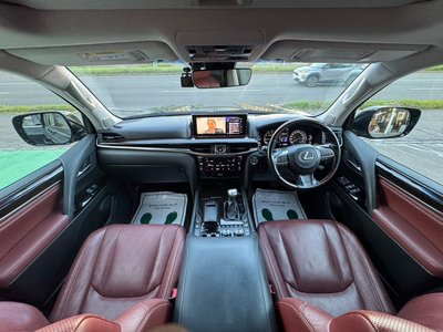 2016 Lexus LX 照片 2