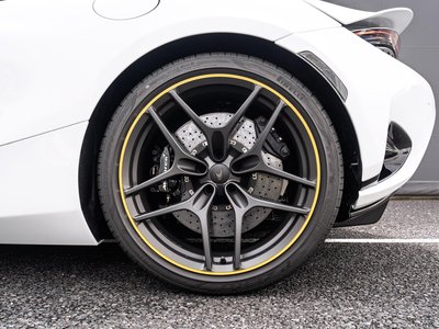 2026 Mclaren 750S photo 9
