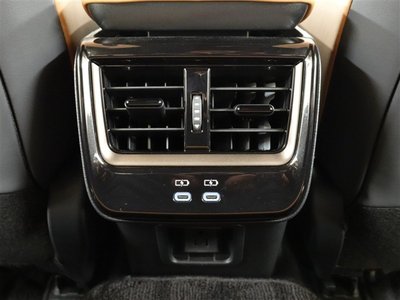 صورة 36 لـ 2024 Toyota CROWN SPORT