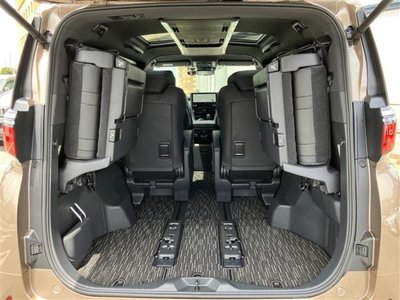 2024 Toyota ALPHARD 缩略图 12