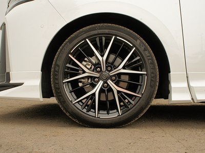 2025 Toyota VELLFIRE 照片 38