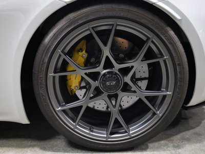 2025 Porsche 718 SPYDER thumbnail 33