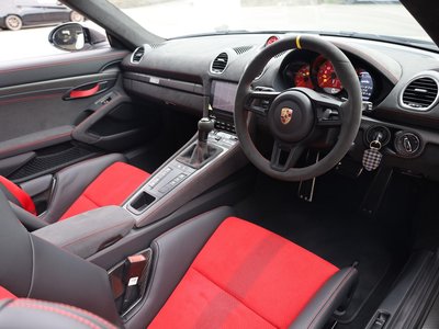 2025 Porsche 718 SPYDER thumbnail 50