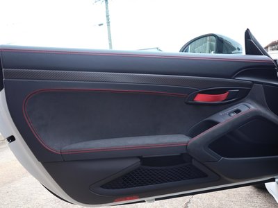 2025 Porsche 718 SPYDER thumbnail 48