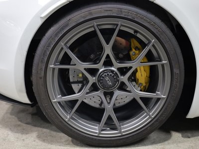 2025 Porsche 718 SPYDER thumbnail 32