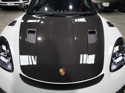 2025 Porsche 718 SPYDER photo 10