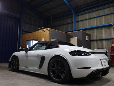 2025 Porsche 718 SPYDER photo 7