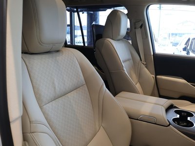 2026 Toyota LAND CRUISER 300 — фото 11