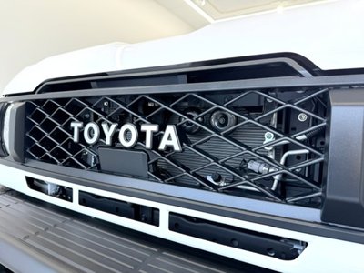 2025 Toyota LAND CRUISER 70 — фото 49