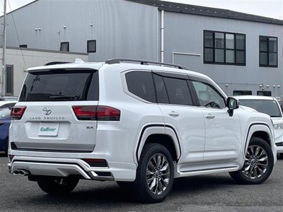 2026 Toyota LAND CRUISER 300 photo 7