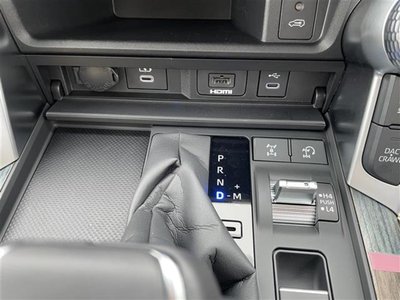 2026 Toyota LAND CRUISER 300 thumbnail 24