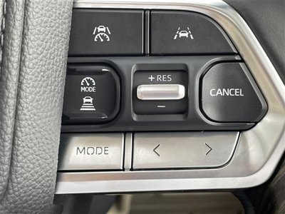 2026 Toyota LAND CRUISER 300 thumbnail 17