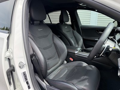 2023 Mercedes-BENZ C-CLASS AMG photo 6