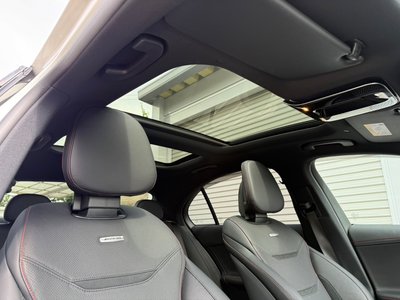2023 Mercedes-BENZ C-CLASS AMG photo 5