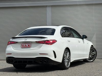 2023 Mercedes-BENZ C-CLASS AMG photo 3
