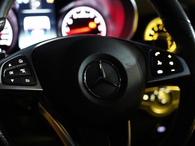 صورة 8 لـ 2018 Mercedes-BENZ GLC AMG