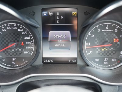 صورة 62 لـ 2018 Mercedes-BENZ GLC AMG