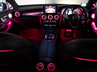 صورة 5 لـ 2018 Mercedes-BENZ GLC AMG