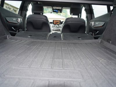 صورة 53 لـ 2018 Mercedes-BENZ GLC AMG