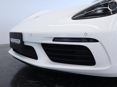 2021 Porsche 718 photo 6