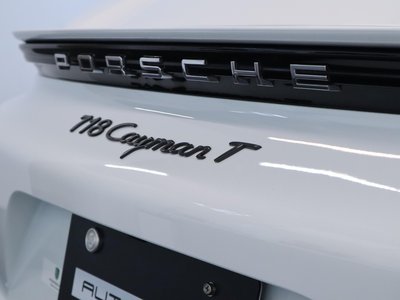 2021 Porsche 718 photo 14