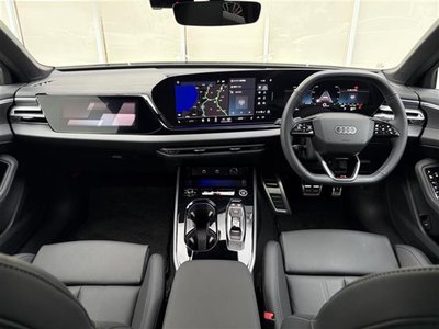 صورة 42 لـ 2025 AUDI A5 AVANT