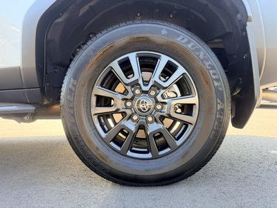 صورة مصغرة 12 لـ 2024 Toyota LAND CRUISER 250