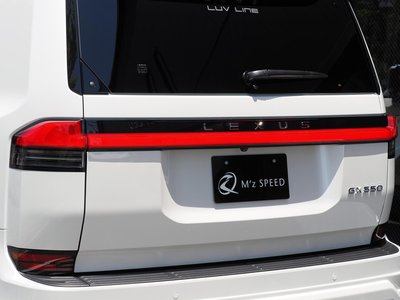 2025 Lexus GX — миниатюра 20
