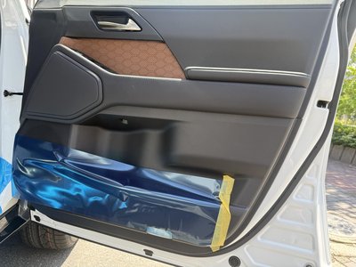 2025 Lexus GX — миниатюра 24