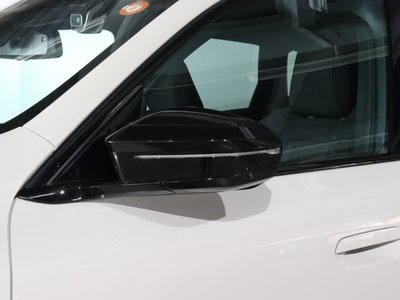 صورة 8 لـ 2025 BMW X3