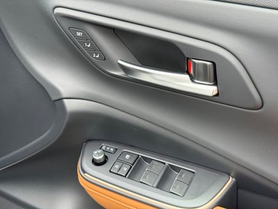 2023 Toyota CROWN CROSSOVER thumbnail 70