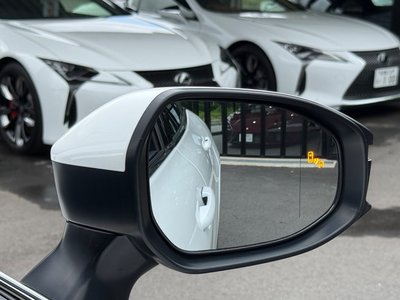2023 Toyota CROWN CROSSOVER thumbnail 32