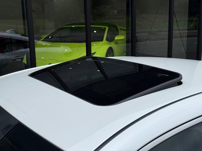2023 Toyota CROWN CROSSOVER thumbnail 6