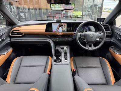 2023 Toyota CROWN CROSSOVER thumbnail 14