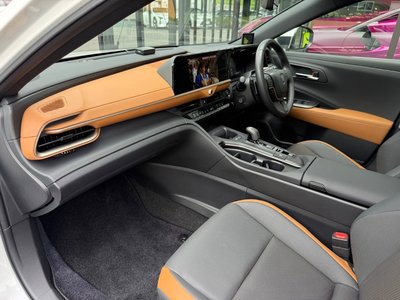 2023 Toyota CROWN CROSSOVER thumbnail 26
