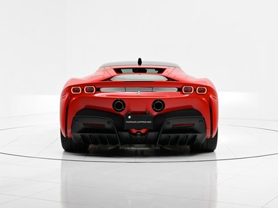 صورة 6 لـ 2021 Ferrari SF90 STRADALE
