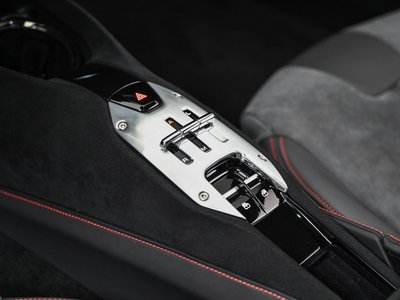 صورة مصغرة 26 لـ 2021 Ferrari SF90 STRADALE