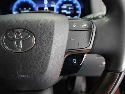 صورة 18 لـ 2023 Toyota VELLFIRE