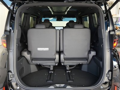 صورة 11 لـ 2023 Toyota VELLFIRE