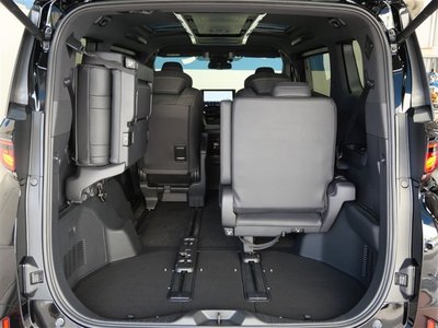 صورة 12 لـ 2023 Toyota VELLFIRE