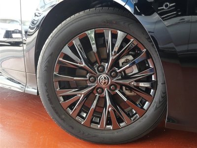صورة 24 لـ 2023 Toyota VELLFIRE