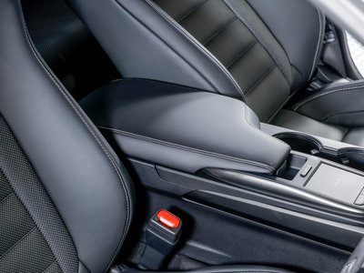 2025 Lexus IS thumbnail 66