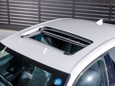 2025 Lexus IS thumbnail 59