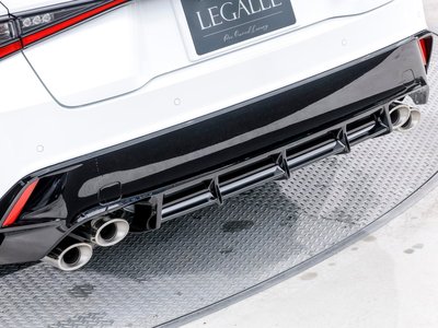 2025 Lexus IS thumbnail 43