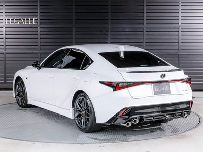 2025 Lexus IS photo 9