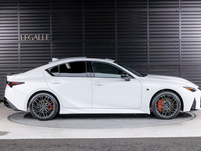 2025 Lexus IS photo 6