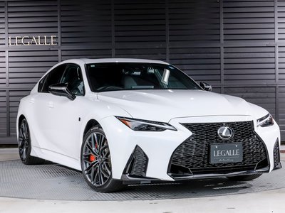 2025 Lexus IS photo 5